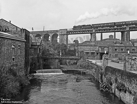45562 1966-08-06 Huddersfield