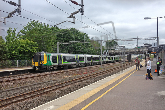 350375 2015-06-17 Lichfield Trent Valley