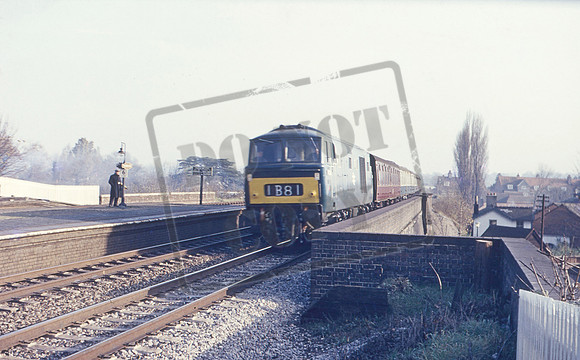 D7007 1968c Pangbourne