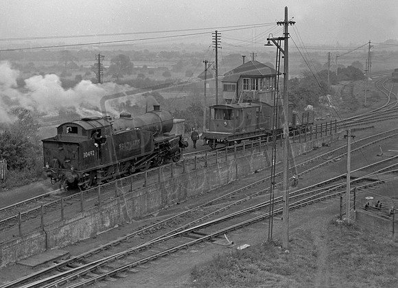 30492 1952-10-18 Feltham Hump