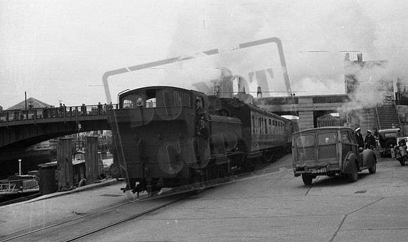 57xx 1960c Weymouth Quay Town Bridge-ROneg-1304-107