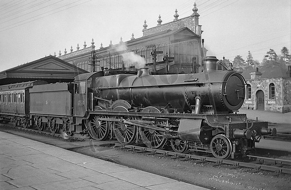 4966 1933-04-17 Exeter St. David's Station