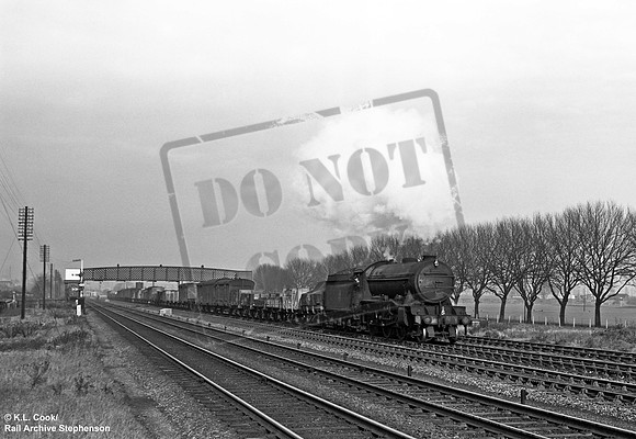 61845 1957-11-23 Tottenham