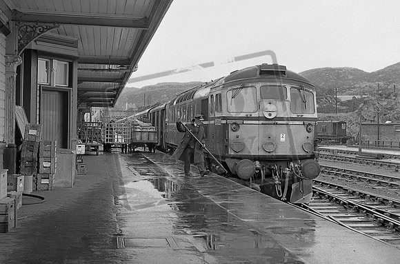 D5322 1964-05-01 Kyle of Lochalsh