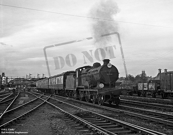 31788 1956-09-12 Ashford station