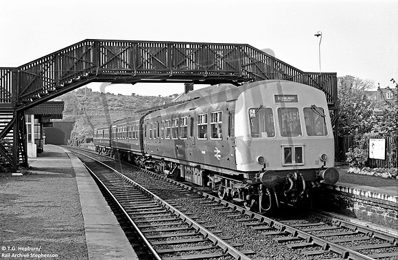DMU Sc51482 1970c North Queensferry