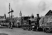 68193 1955-09-19 Aberdeen harbour