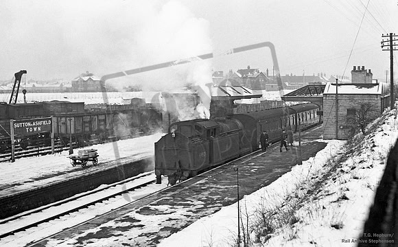 69821 1956-02-24 Sutton in Ashfield Town
