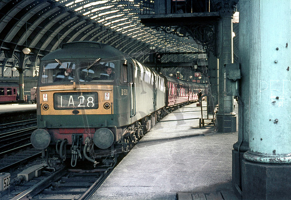 D1528 1966-09 York