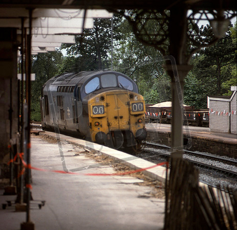 37015 1977-06 Morpeth