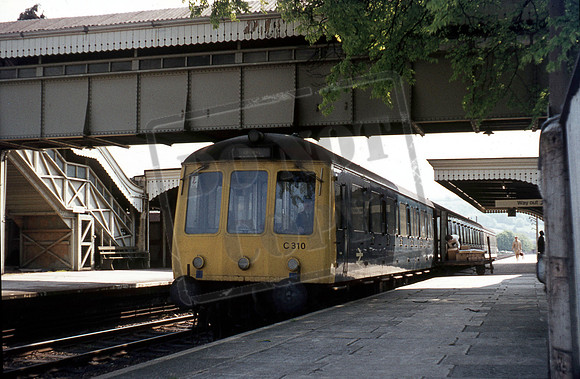DMU W50091 1975-05 Stroud