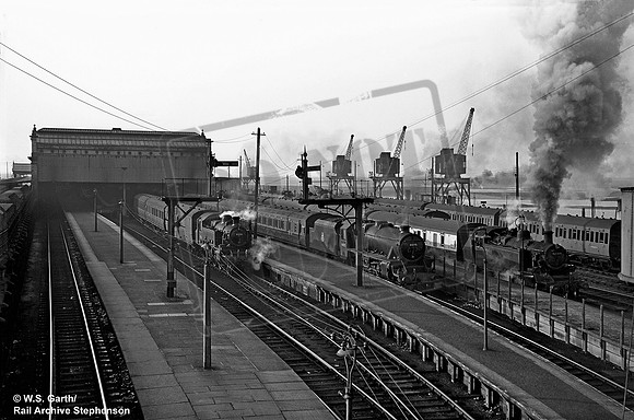 41281 1954-06-02 Fleetwood