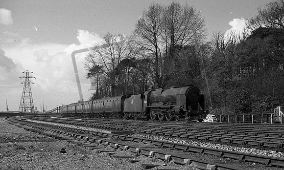 30865 1949c Approaching Southampton Central -ROneg-1909-892-396