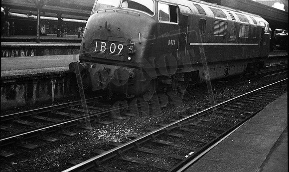 D824 1961-04-24 Paddington-ROneg-1912-078