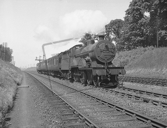 692 1940s Is it Aylestone Junction Leicester?