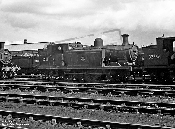 32491 1955-09-09 Eastleigh shed