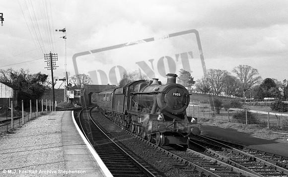 7905 1963-05-02 Lyndhurst Road