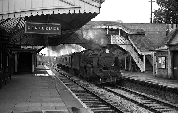 31626 1961 Savernake