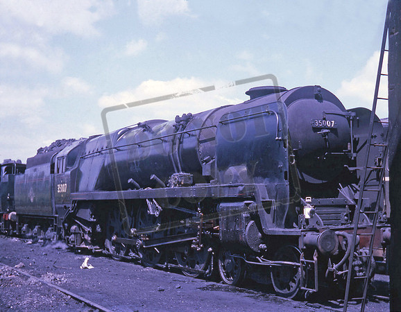 35007 1967-06-11 Eastleigh shed
