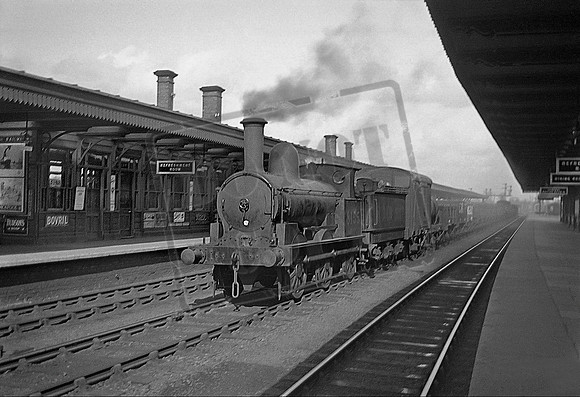 8155 1933-03-30 Northampton Castle