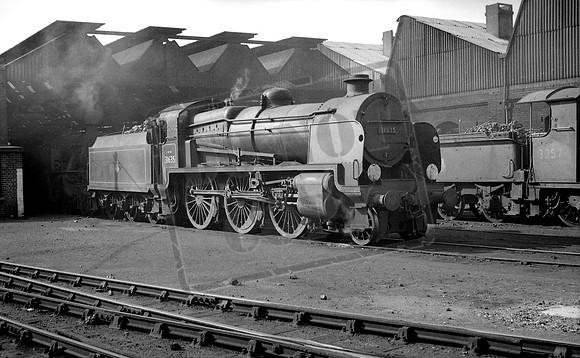 31635 1957-06 Bricklayer's Arms MPD
