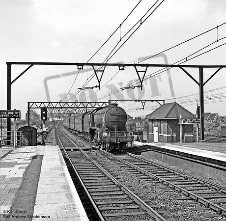 61963 1956-07-25 Romford