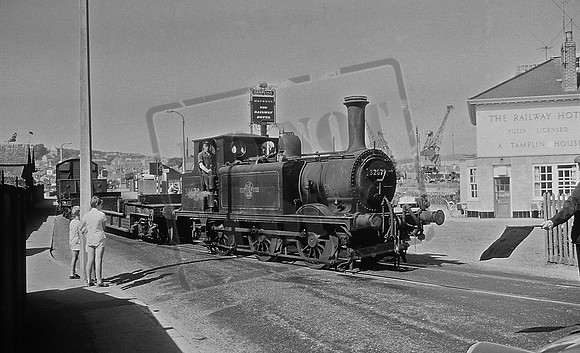 32678 1950s Newhaven