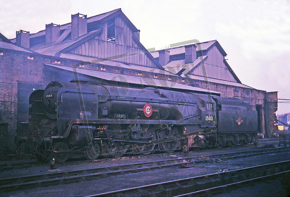 35013 1967-04-25 Nine Elms shed