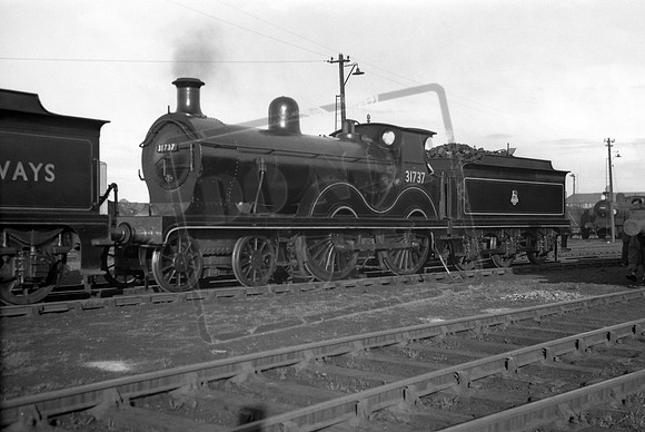 31737 1954-09-12 Ashford shed