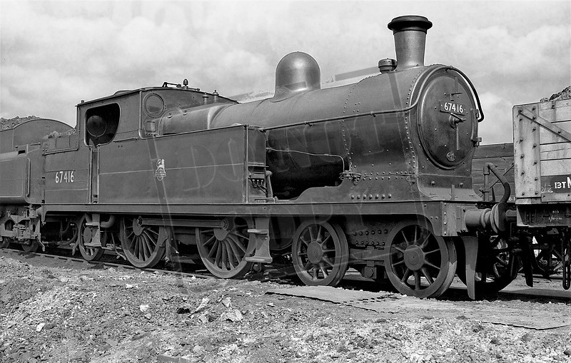 Rail-Online | C13/C14 4-4-2T | 67416 1956-05 Neasden MPD