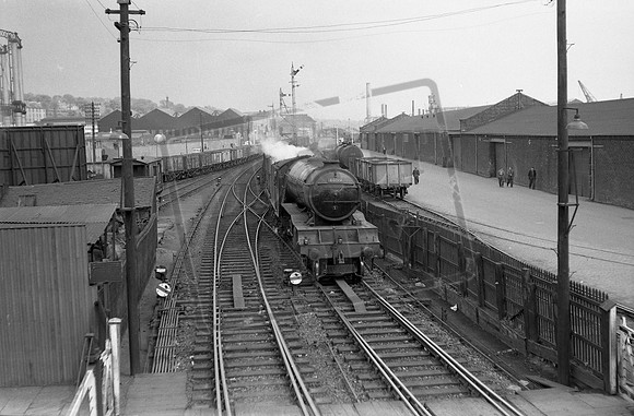 60819 1957 Camperdown Junction Dundee-ROneg-1305-591