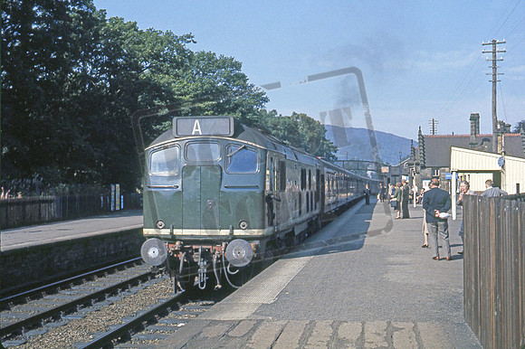 D5120 1961-04 Pitlochry