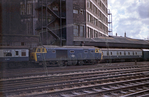 D7026 1971c Paddington