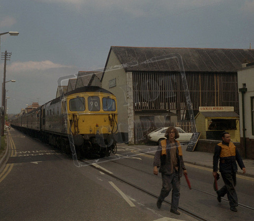 33111 1976c Weymouth Quay