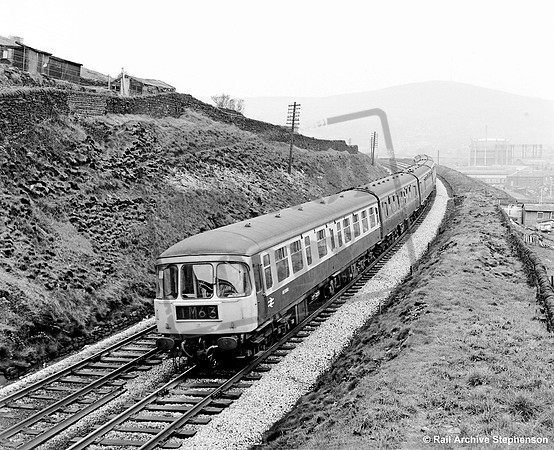 DMU E51961 1968c Mossley