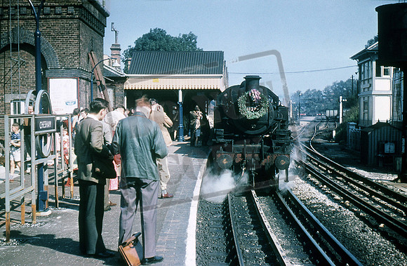 41284 1960-09-11 Chesham