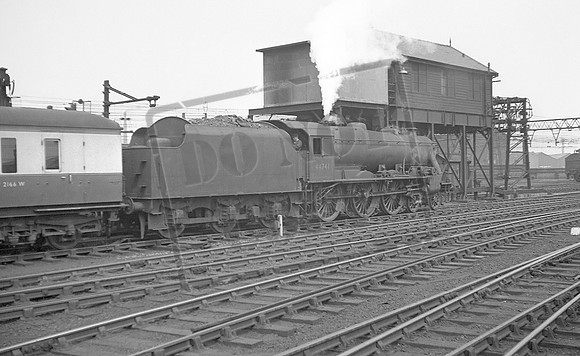 44741 1956-05-30 Manchester London Road