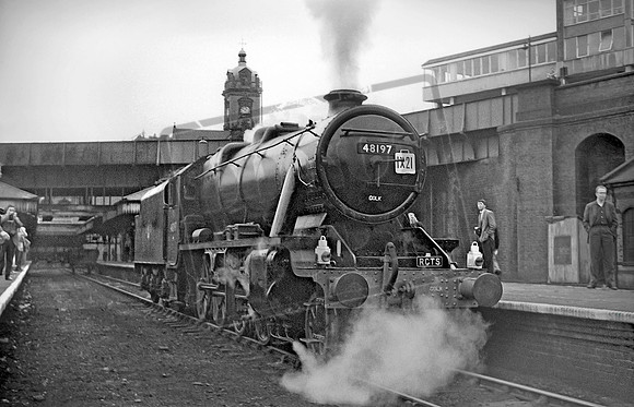 48197 1966-08-13 Nottingham Victoria Station