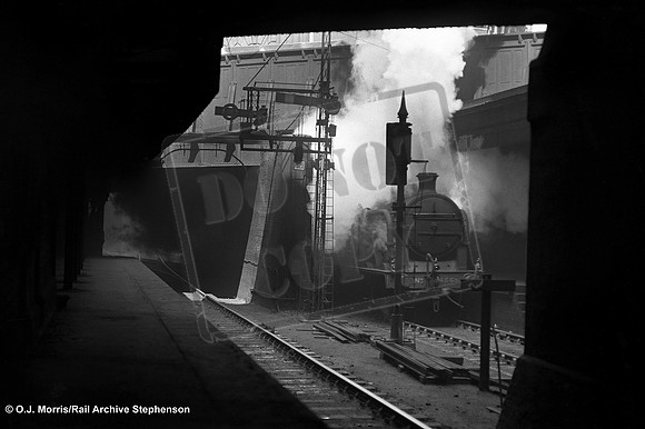 4565 1933-04-04 Holborn Viaduct