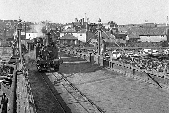 32662 1960-02 Newhaven