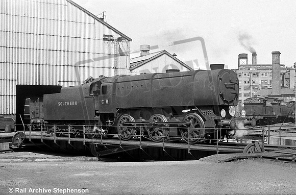 C8 1948-05-21 Bricklayers Arms shed