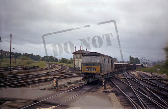 D7005 1972 Exeter