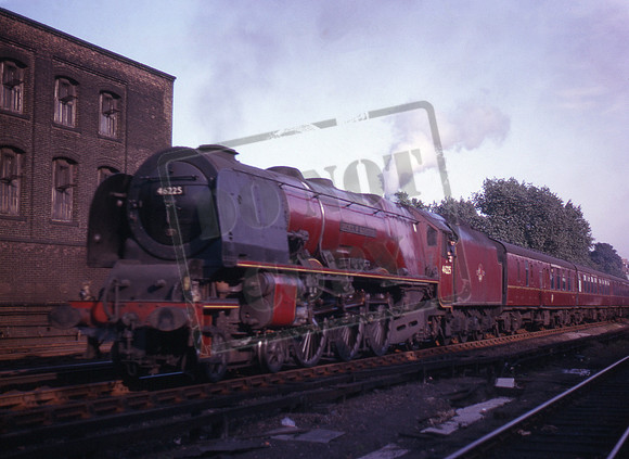 46225 1963-08-01 Camden bank