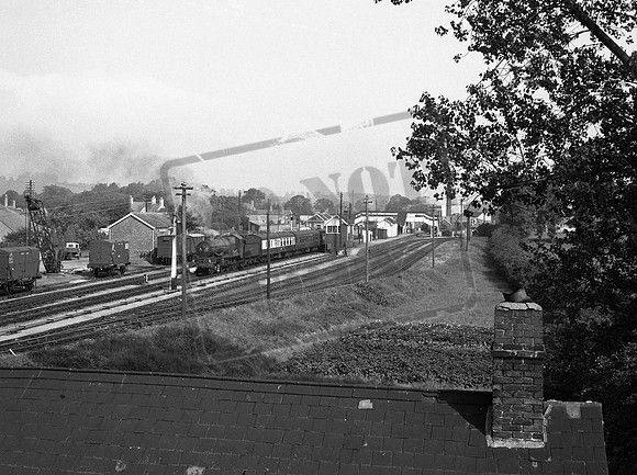 7027 1963c Moreton-in-Marsh