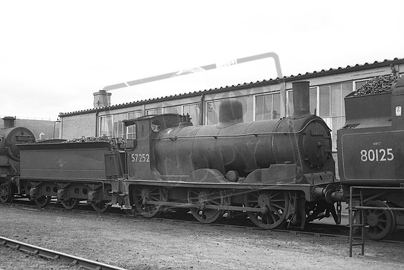 57252 1962 Stirling shed