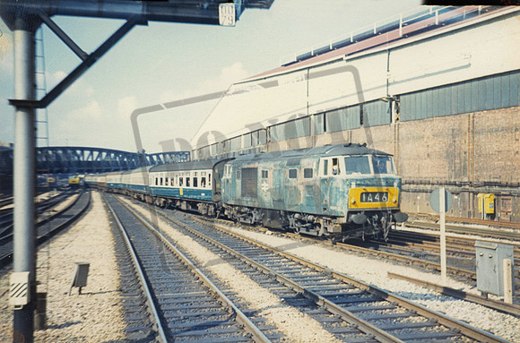 D7052 1972 Paddington