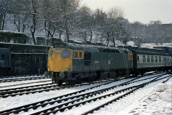 27042 1979c Edinburgh Waverley