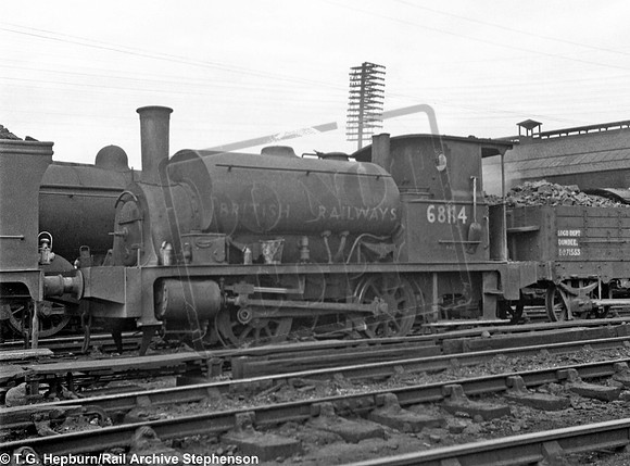 68114 1950c Dundee Tay Bridge shed