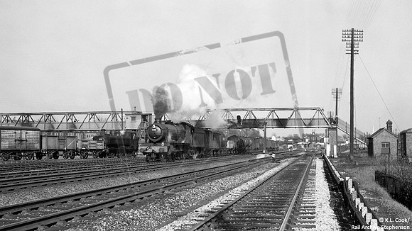 4936 1958-04-12 West Ealing