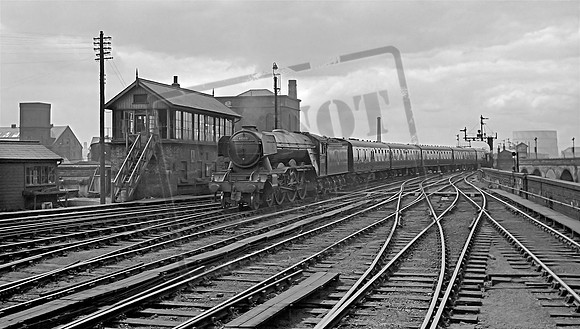 60110 1960s Leeds Central